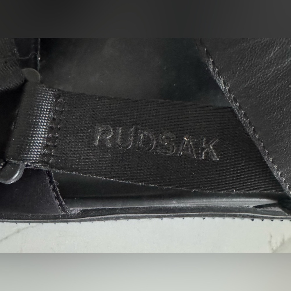 NEW Rudsak sandals black leather strap classic office sleek street rare 45/11.5 - Picture 4 of 9